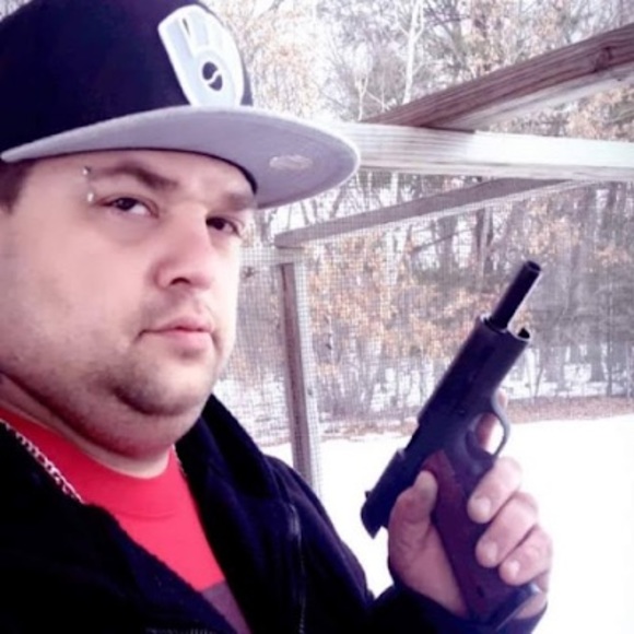 Meet your Posher, Thomas - Picture 1 of 1